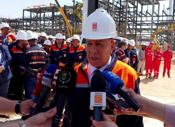Oran : le PDG de Sonatrach inspecte le projet de réalisation d’une nouvelle unité de production de Méthyl Tert-Butyl Ether (MTBE)