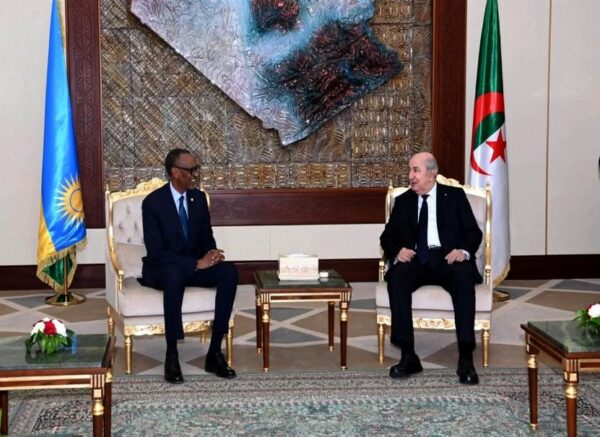Le président de la République s'entretient avec son homologue rwandais