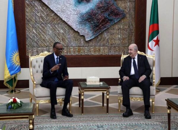 Le président de la République s'entretient avec son homologue rwandais