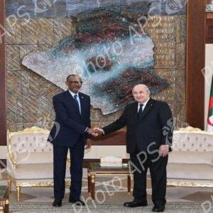 Le président de la République s'entretient avec son homologue rwandais