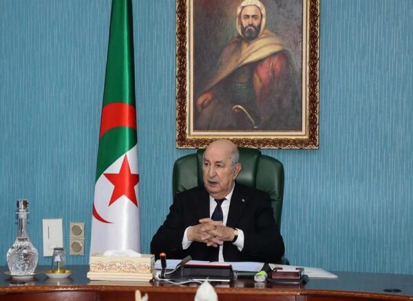 Le président de la République préside une réunion du Haut Conseil de sécurité