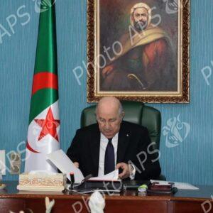 Le président de la République préside une réunion du Haut Conseil de sécurité