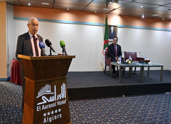 Lancement des projets nationaux de recherche approuvés dans le cadre de l'initiative des alliances arabes pour la recherche scientifique et l'innovation