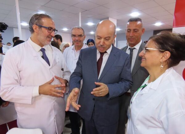 Journée mondiale du don de sang : le ministre de la Santé inspecte l'unité d'injection de sang du CHU Mustapha Pacha