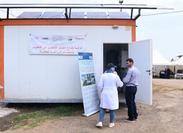 Le ministre de l'Enseignement supérieur inaugure deux projets pilotes dans les domaines des énergies renouvelables et de l'agriculture durable