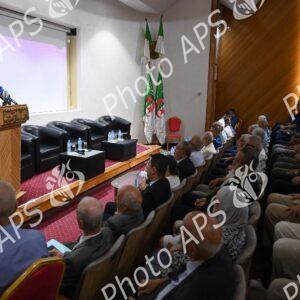 Le ministre des Moudjahidine préside la commémoration de l'exécution du martyr symbole Ahmed Zabana