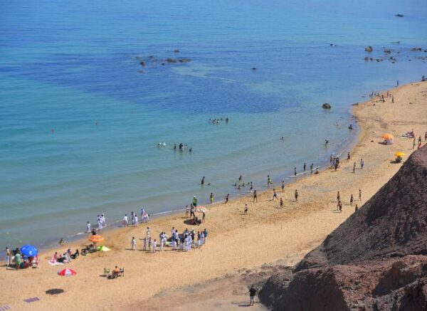 Oran : ouverture de la saison estival 2025