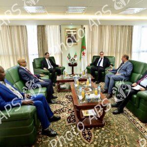 Le ministre de la Communication reçoit son homologue mauritanien