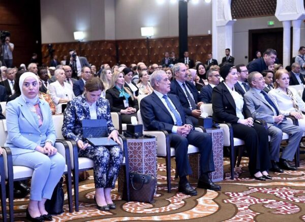 Le Premier ministre préside l'ouverture des travaux du 4e Forum arabe pour l'égalité