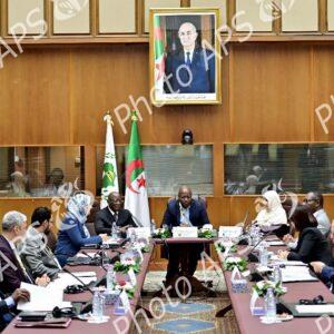 Réunion à Alger de la Commission de révision des amendements à l'Union parlementaire africaine