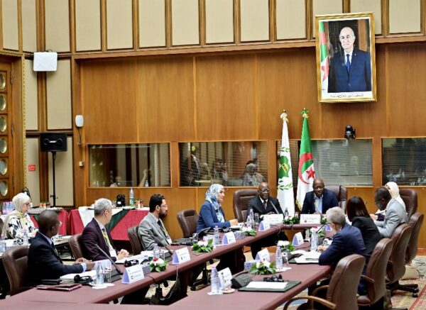 Réunion à Alger de la Commission de révision des amendements à l'Union parlementaire africaine