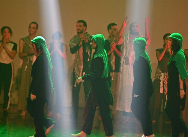 Le 13e Festival international de danse contemporaine s'ouvre à Alger