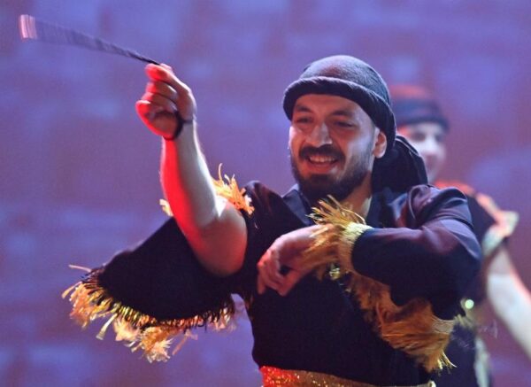Le 13e Festival international de danse contemporaine s'ouvre à Alger
