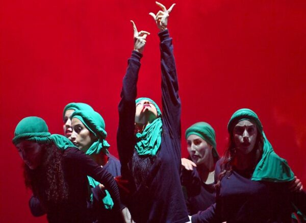 Le 13e Festival international de danse contemporaine s'ouvre à Alger