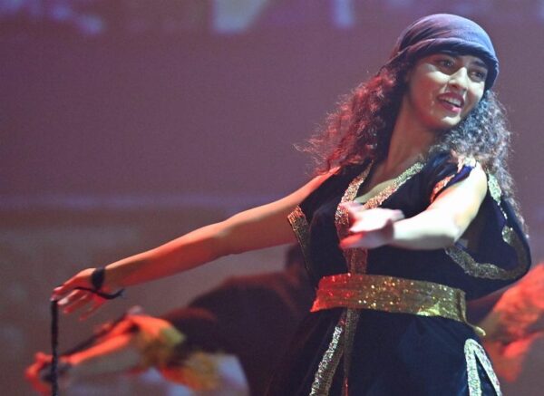 Le 13e Festival international de danse contemporaine s'ouvre à Alger