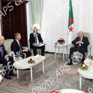 Le président de la République reçoit une délégation de la société américaine ExxonMobil