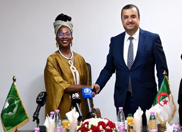 Energie: inauguration du siège officiel de l'AFREC à Alger