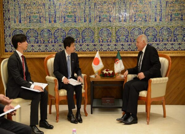 Le MAE reçoit le vice-ministre japonais des Affaires étrangères