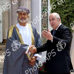 Le président de la République réserve un accueil officiel au Sultan d'Oman au siège de la présidence