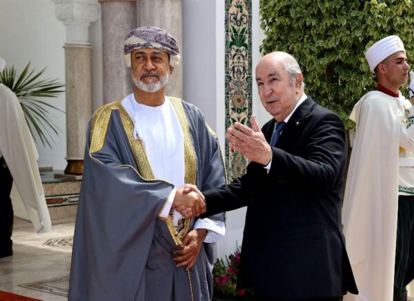 Le président de la République réserve un accueil officiel au Sultan d'Oman au siège de la présidence