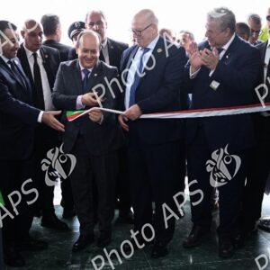 Le Premier ministre inaugure à Jijel le complexe de trituration de graines oléagineuses