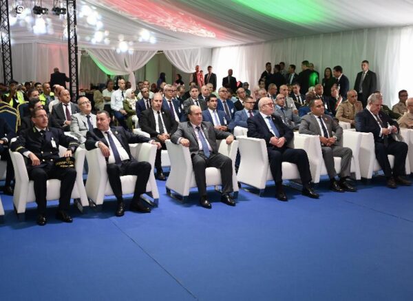 Le Premier ministre inaugure à Jijel le complexe de trituration de graines oléagineuses