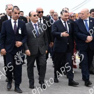Le Premier ministre inspecte les travaux de la 2e tranche du projet du terminal à conteneurs au port de Djen Djen