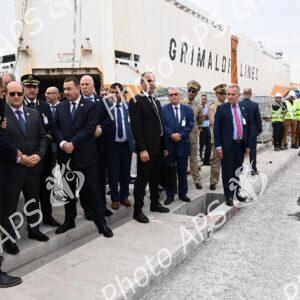 Le Premier ministre inspecte les travaux de la 2e tranche du projet du terminal à conteneurs au port de Djen Djen