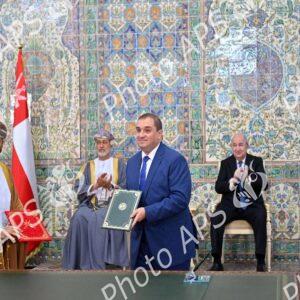 Le président de la République et le Sultan d'Oman président la cérémonie de signature de mémorandums