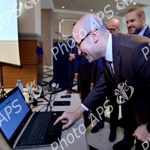 M. Chaïb préside le lancement officiel de l'adhésion du MAE au système numérique du Hadj et de la Omra