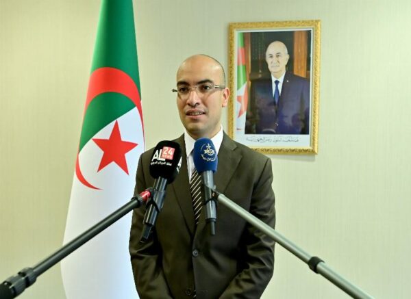 M. Chaïb préside le lancement officiel de l'adhésion du MAE au système numérique du Hadj et de la Omra