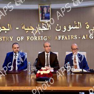 M. Chaïb préside le lancement officiel de l'adhésion du MAE au système numérique du Hadj et de la Omra