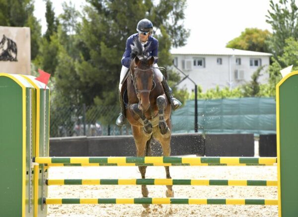 Constantine : coup d'envoi du concours national de saut d’obstacles d'équitation au club Etoile de l’Est