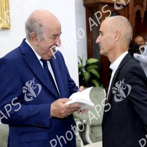 Le président de la République reçoit l'archevêque d'Alger