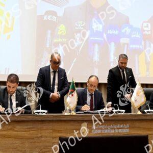 Logements AADL 3: signature d'une convention entre le ministère, la BNH et l'AADL