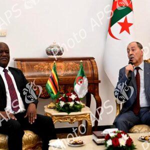 Le président de la Cour constitutionnelle reçoit une délégation de la Cour constitutionnelle du Zimbabwe