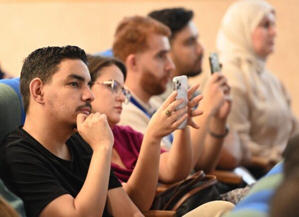Développement du paysage numérique en Algérie: rencontre consultative avec les créateurs de contenu