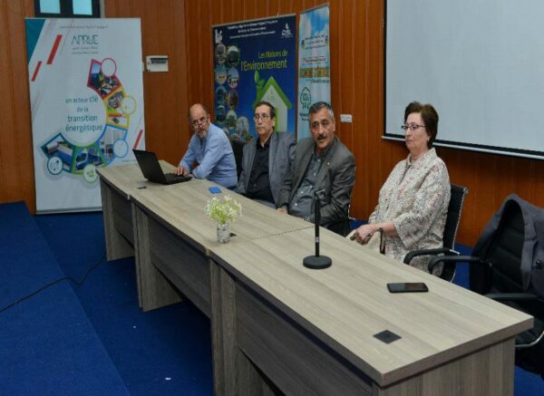 Oran : symposium national de l'économie d’énergie et de  l’efficacité énergétique