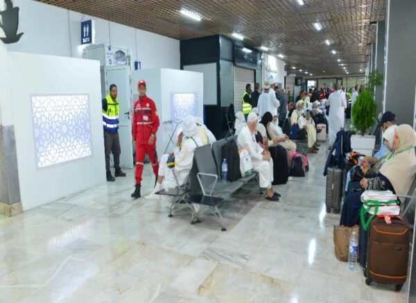 Oran (Hadj 1446h) : départ du premier groupe de pèlerins vers les Lieux Saints