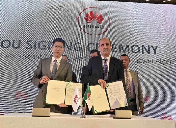 Formation professionnelle : signature d'un mémorandum d'entente avec Huawei