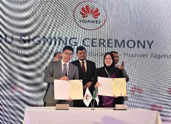 Formation professionnelle : signature d'un mémorandum d'entente avec Huawei