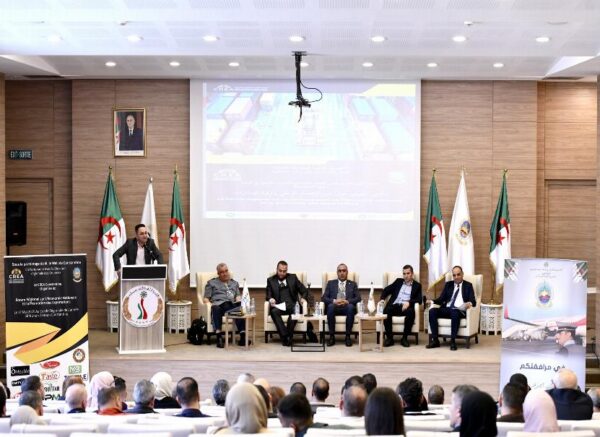 Constantine : Forum régional sur le renforcement de l'économie nationale et la promotion des exportation