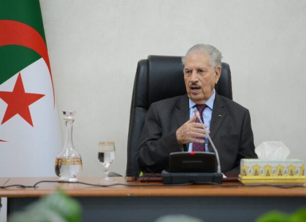 Le président du Conseil de la Nation préside une réunion de coordination avec les présidents des groupes parlementaires