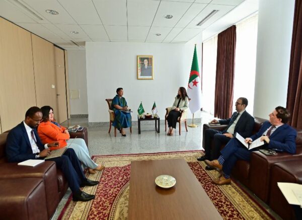 Mme Mansouri reçoit la directrice exécutive du secrétariat continental du MAEP