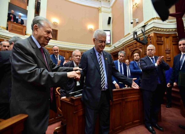 Algérie : Azzouz Nasri élu président du Conseil de la Nation