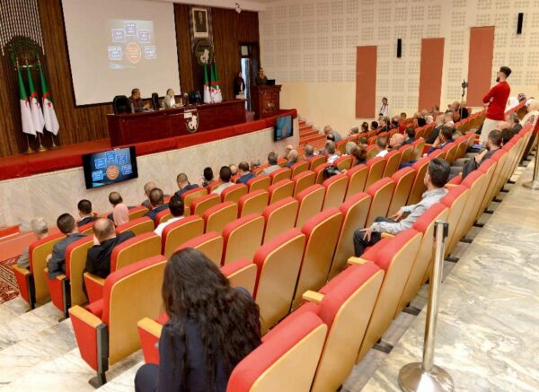 Oran : rencontre régionale sur la justice électorale