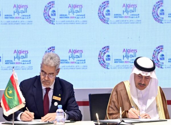 Assemblées annuelles de la BID : signature de conventions de financement et de mémorandums d'entente