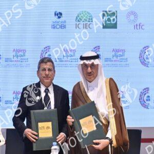 Assemblées annuelles de la BID : signature de conventions de financement et de mémorandums d'entente