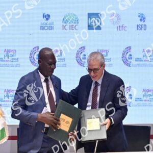 Assemblées annuelles de la BID : signature de conventions de financement et de mémorandums d'entente