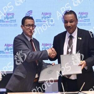 Assemblées annuelles de la BID : signature de conventions de financement et de mémorandums d'entente
